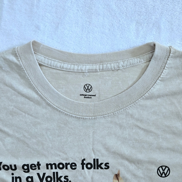 Changes VW "You get more folks in a Volks." Graphic Tee👕 - NWOT - Picture 4 of 10